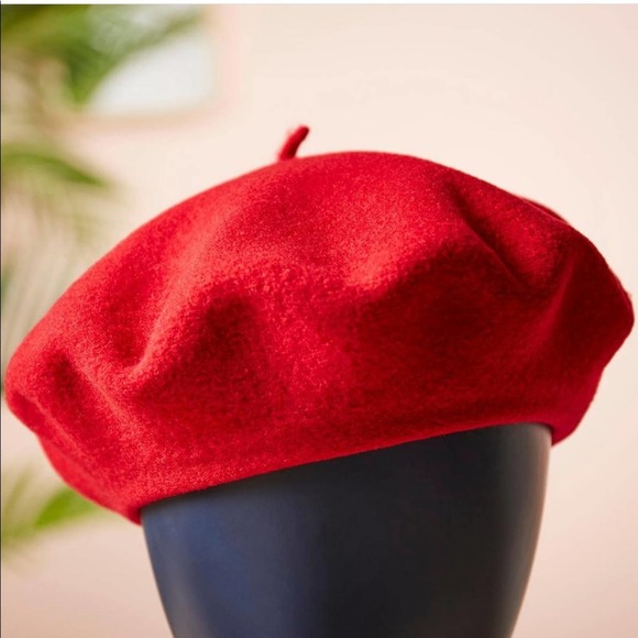 Red Laulhère Paris France pure merino wool black Eiffel Tower embroidered Beret main image 13